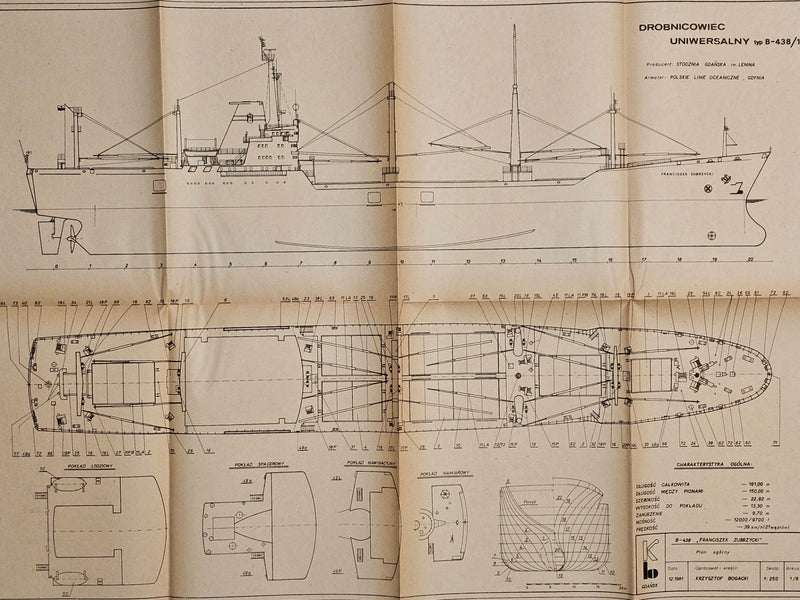 Vintage cover of 'Franciszek Zubrzycki' cargo ship model plans showing wear, with detailed A1 sheets for historical Polish ship modeling inside.