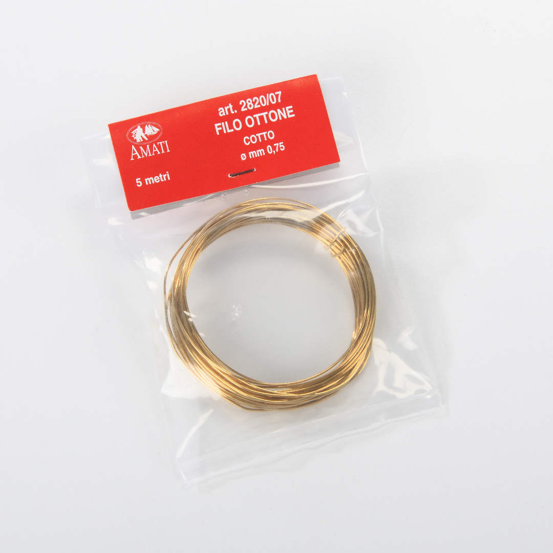 Photo of Amati Brass Wire 0.7mm diameter, 5 meters long, catalog number B2820,07, ideal for model building and crafts.