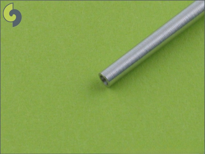 Photo of 1:350 scale 38cm SKC/34 aluminium barrels for Bismarck and Tirpitz models by Master (SM-350-001).