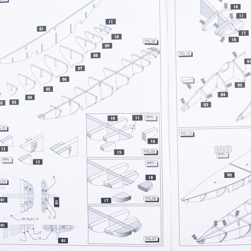 Photo of Amati B1047 Bluenose Construction Plans with 3 A2 sheets and illustrated instructions in English and Italian.