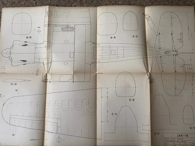 Plany Modelarskie 87 Jak-18 L.O.K.